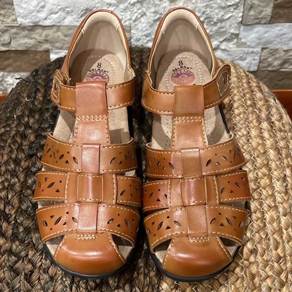 EARTH SPIRIT GELRON Women's Tan Sandals Sz 8 - Picture 3 of 11